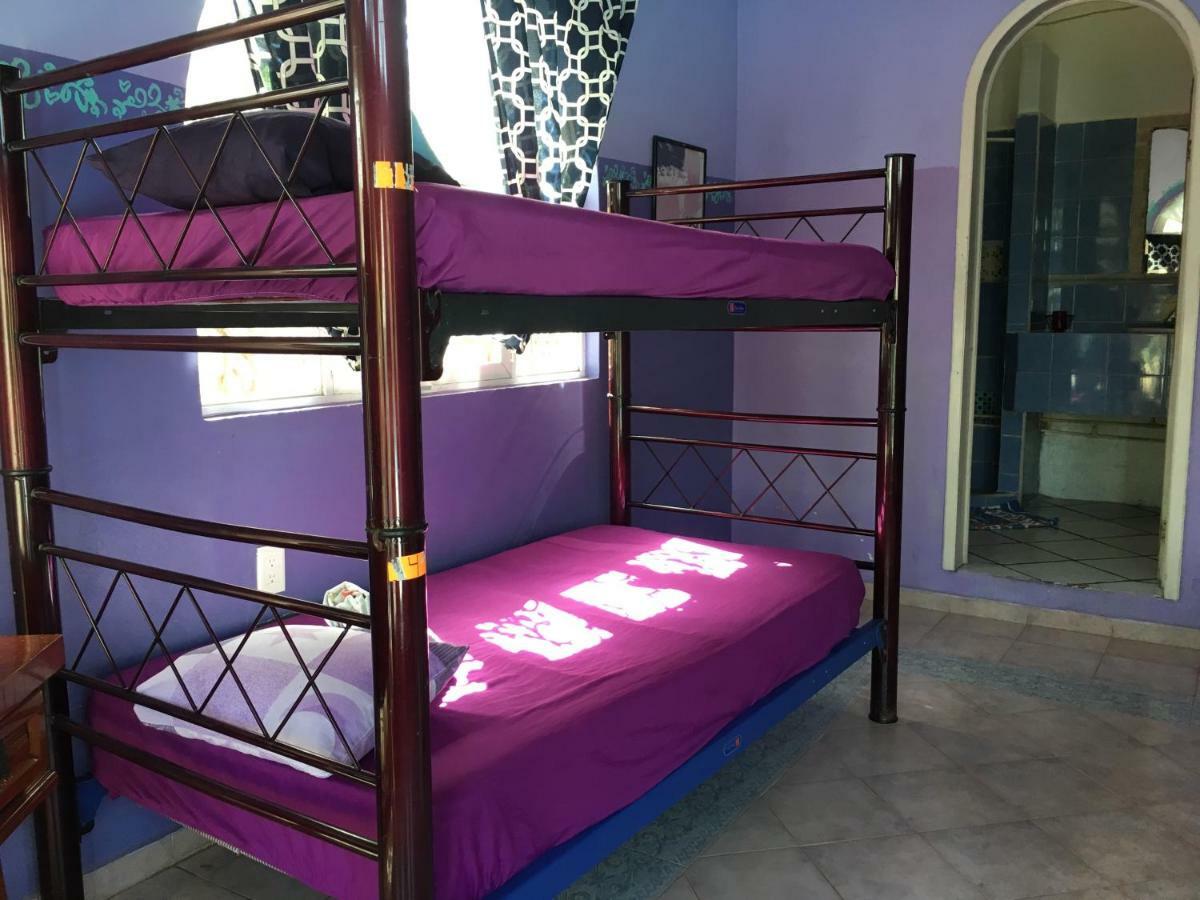 Hostel Quetzal Cancun Exterior photo